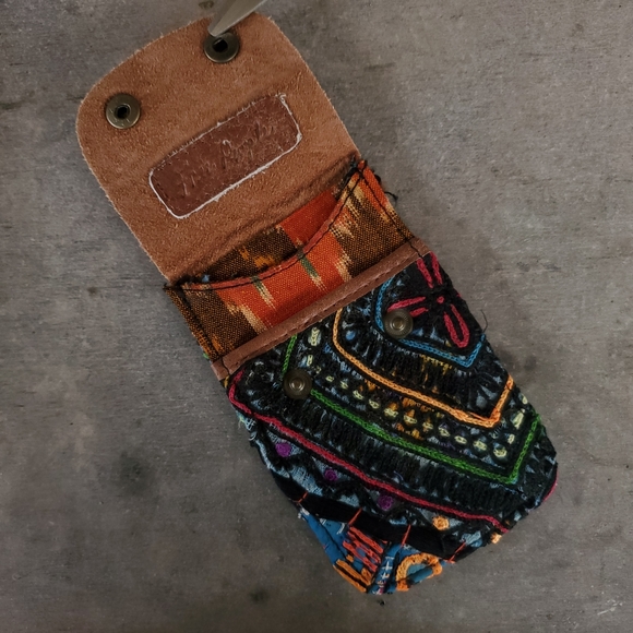 🌈SOLD💰 Free People Boho Embroidered Wallet - Picture 6 of 8